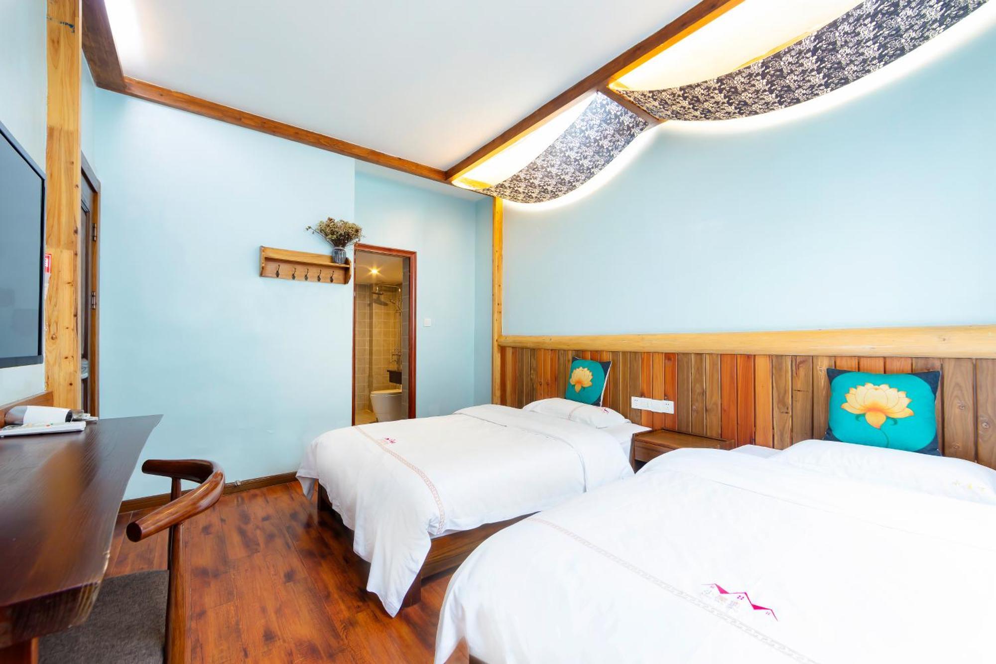 Homestay Breeze & Alley Inn--tianmenshan Cableway-english Reception-tourism Planing
